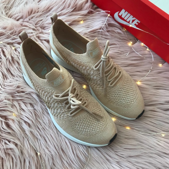 Nike mariah flyknit racer sneaker running shoes - Picture 5 of 8